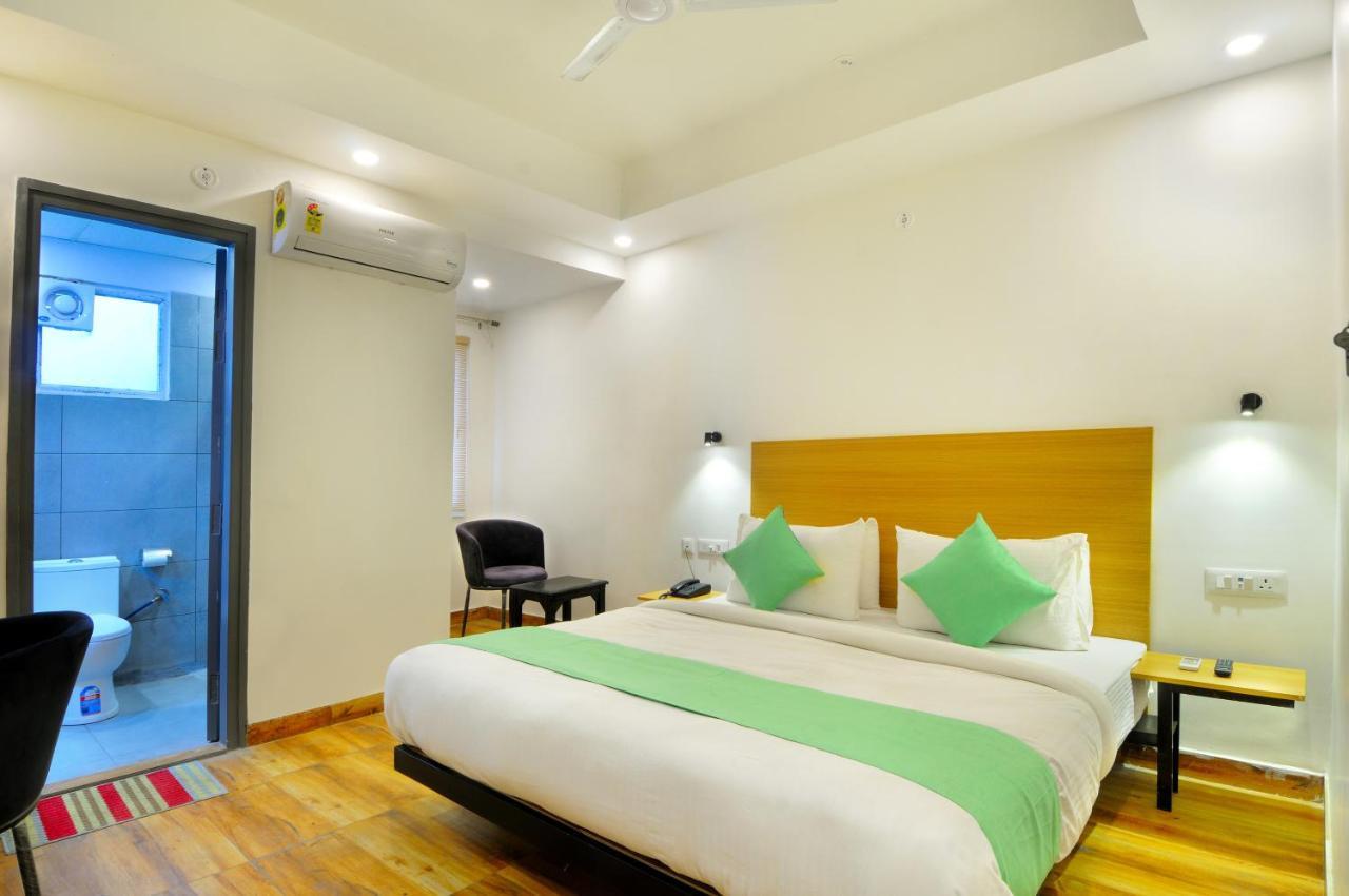 The Red York Hotell Ghaziabad Eksteriør bilde
